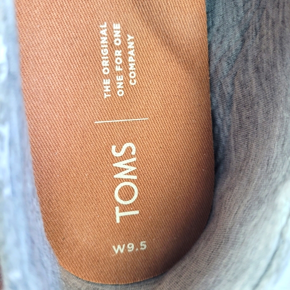 Toms Classic Drizzle Grey Embroidered Snowflakes Size 9.5 - Picture 10 of 10